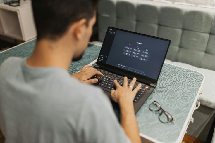 Freelance Writers Run Every Draft Through an AI Detector Before Sending It