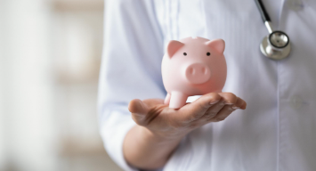 Comparing the Best Medical Finance: Banks vs Online Lenders 
